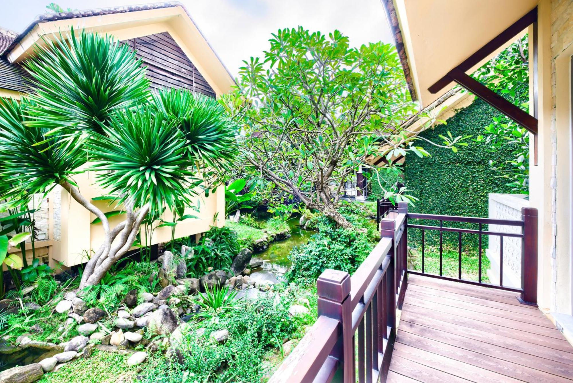 Курортный комплекс The Blossom Resort Island Da Nang - Onsen Included